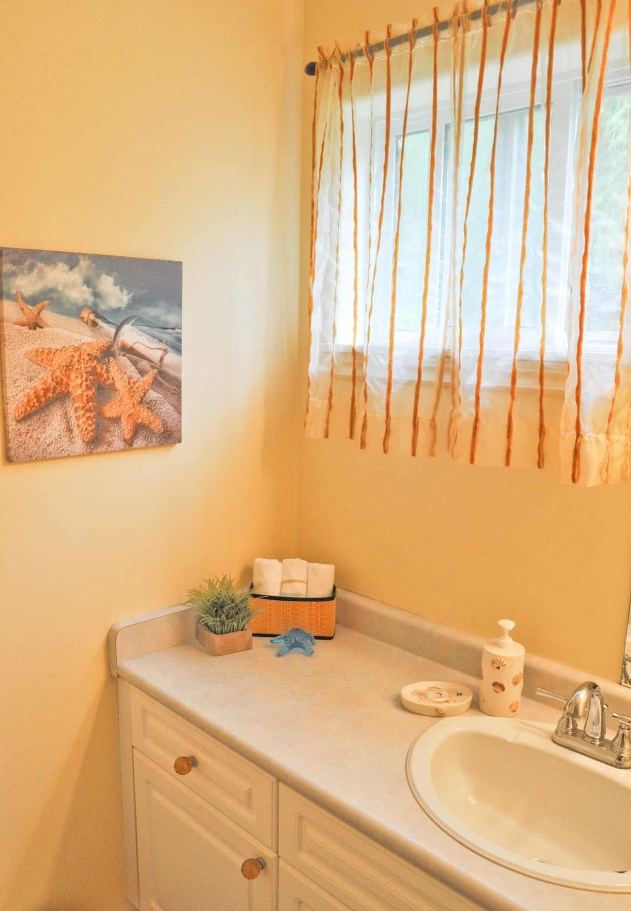 Wild Pacific Guest Suites Уклуелет Екстериор снимка